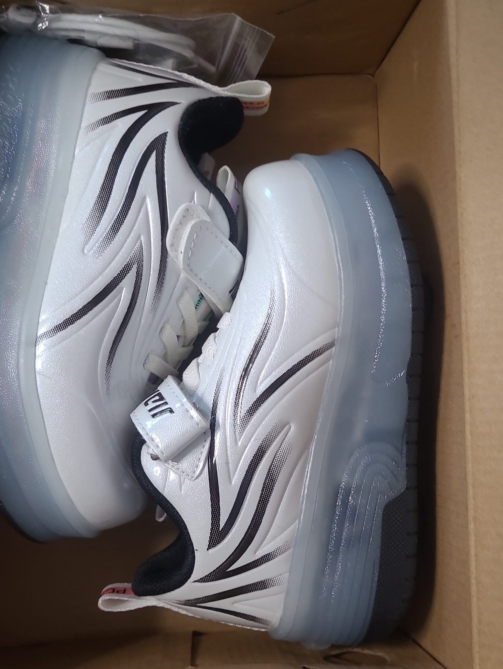 Wheeled Tennis SHOES White and Black Light-Up Sneakers 11.5 or 29.